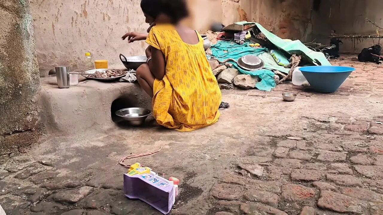 Desi Bengali chikanwali bhabhi