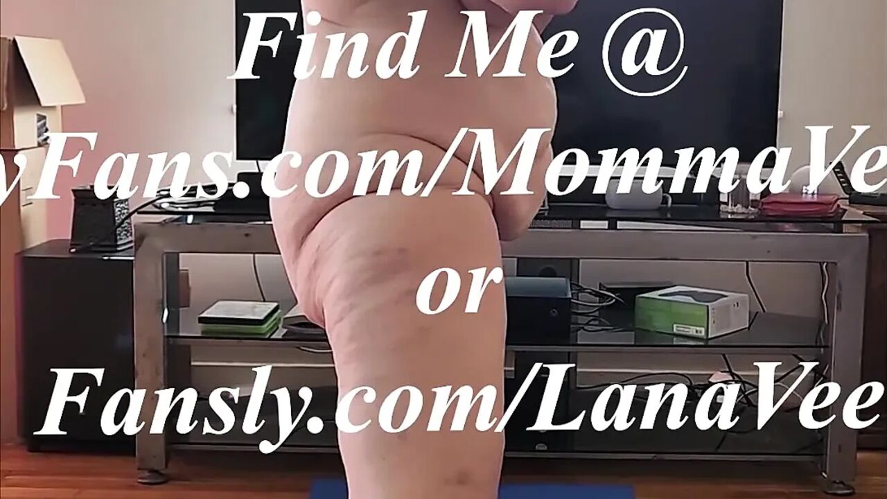 Hot BBW Milf Doing Some Morning Naked Yoga!