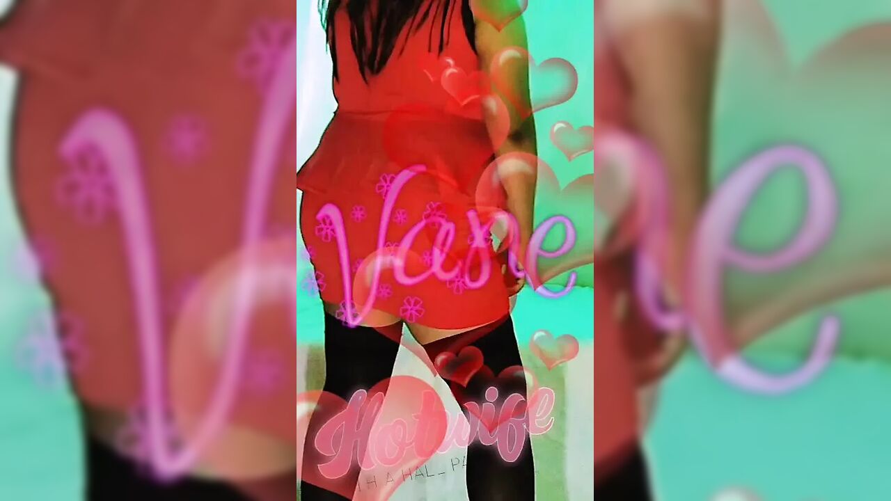 Beautiful chubby ???? hotwife erotic dance