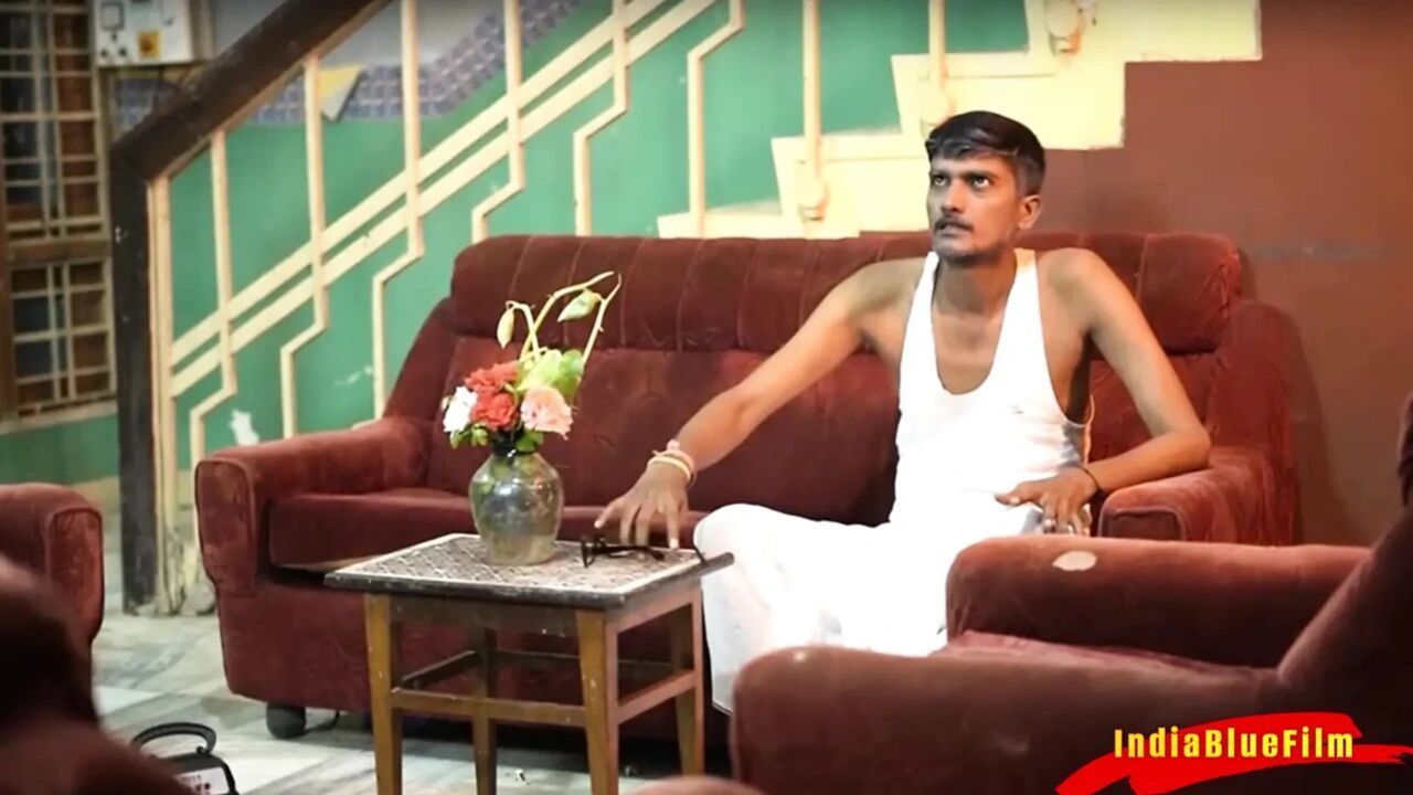 Burha sasur aur sexy bahu..
