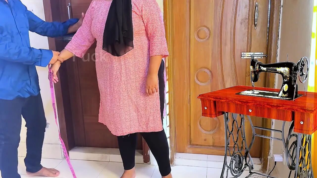 Tailor & BBW Hot Customer Fuck in Shop