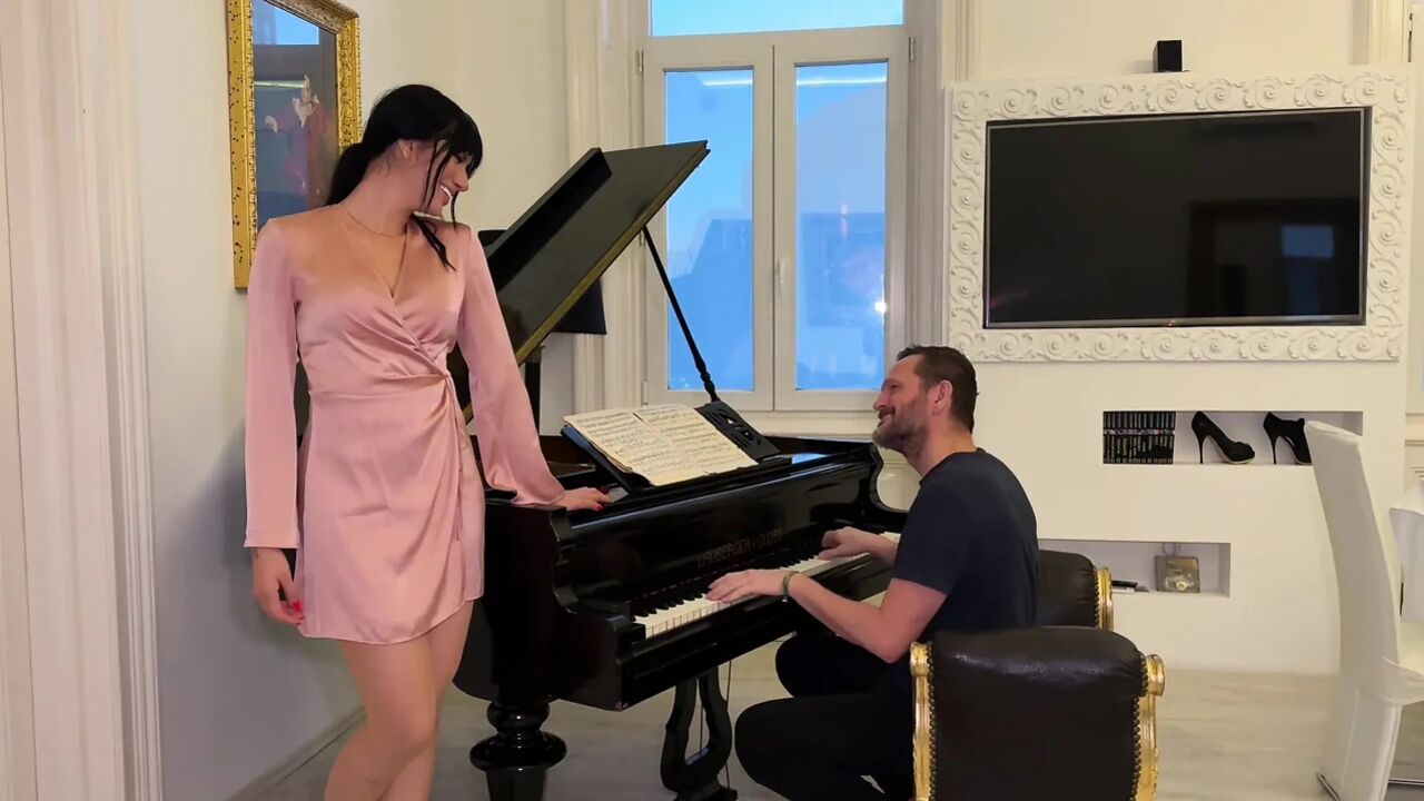 Horny Mature Man Fucking Big Ass Latina Hard