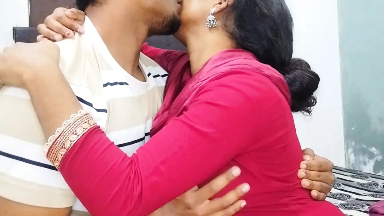 Indian Desi Bhabhi First Time Anul Sex Video