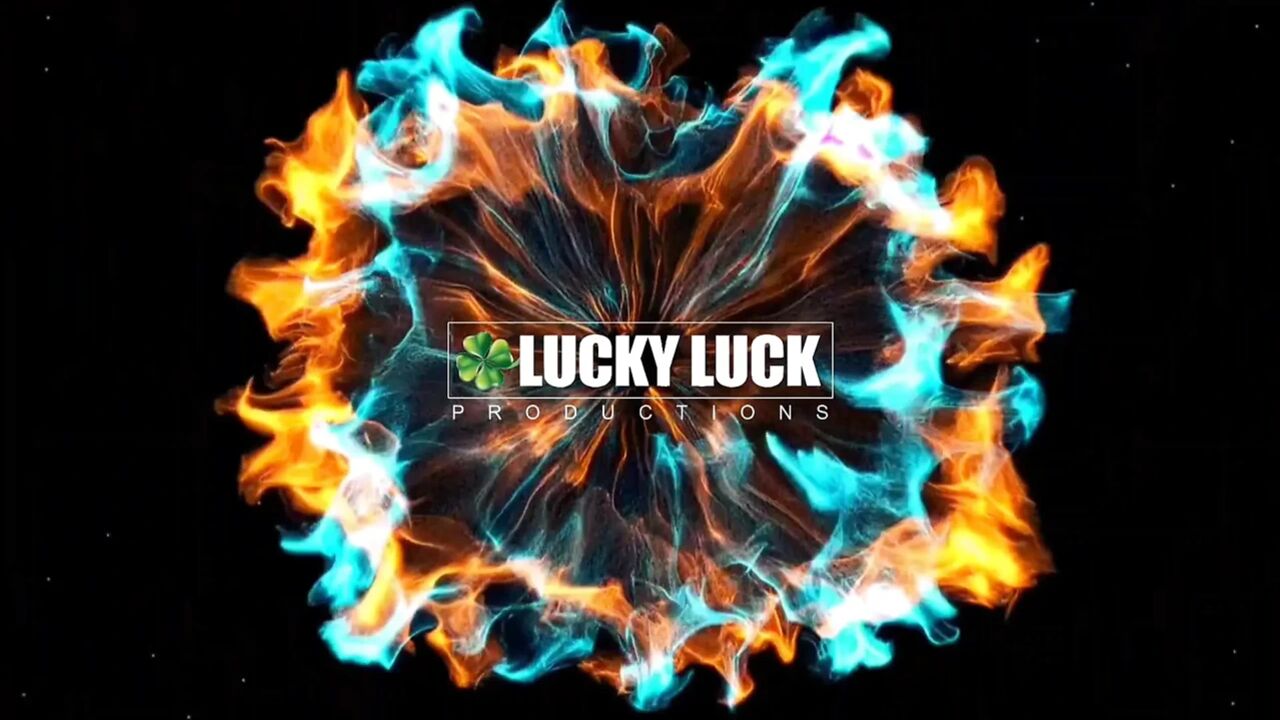 Lucky Gurl Hollee Huntress Gets Blindfolded, Bonded, Spanked, Pounded and Creampied