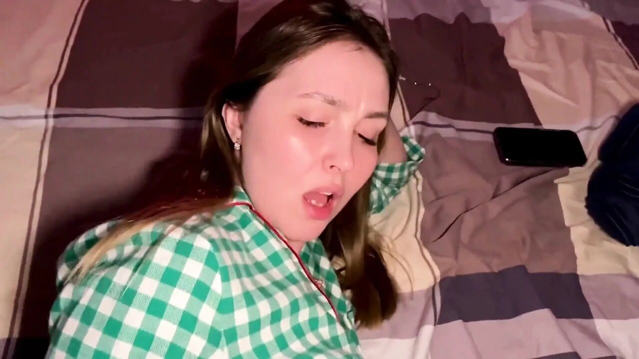 - Your dick is too big for my ass, better fuck in the pussy!. Stepson couldn't get into stepmom's ass and decided to fuck pussy!
