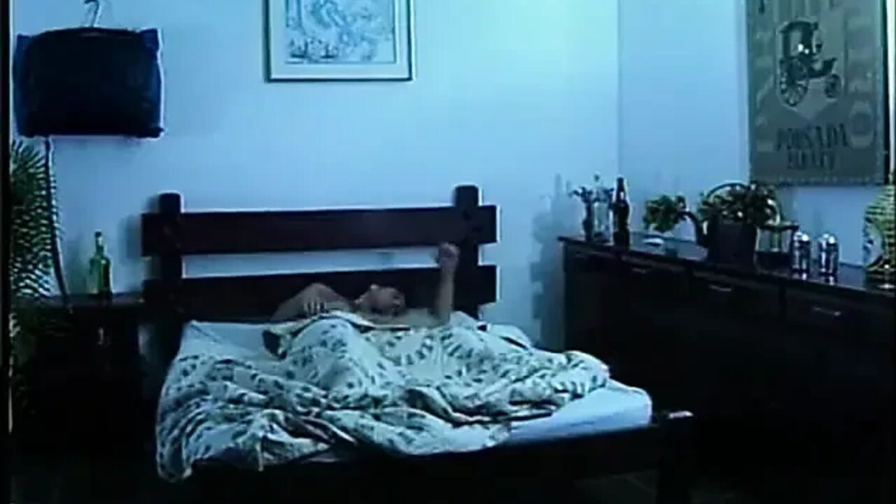 Lesbians pussy licking in the bedroom