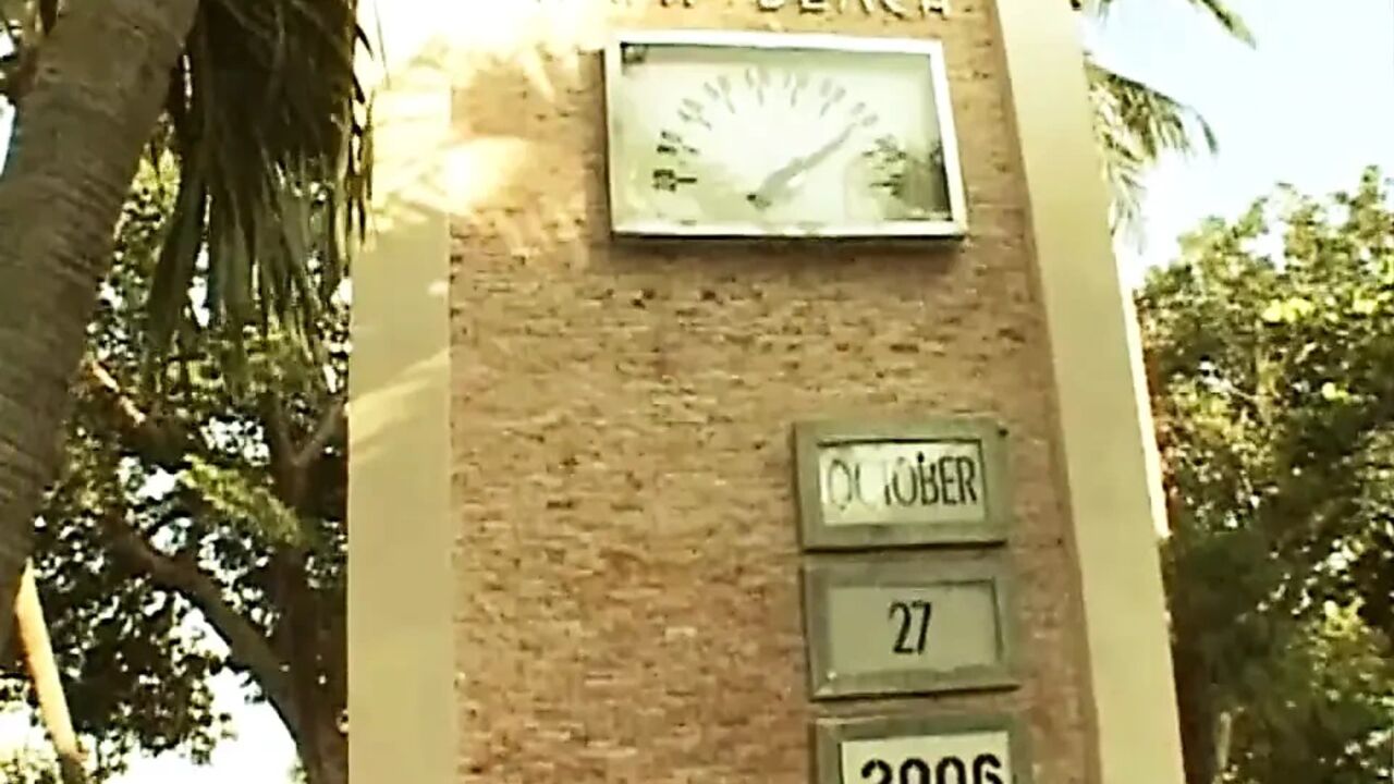 Hotel Sex Between Two Couples in the Room