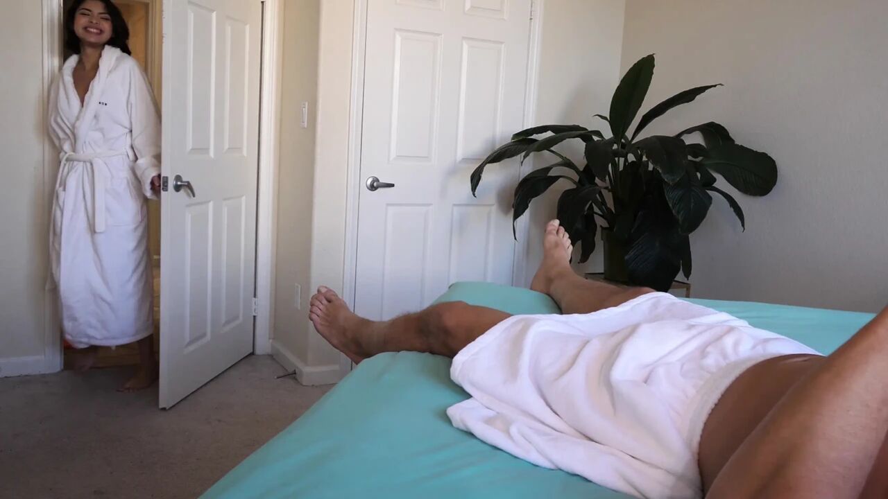 Passionate American Teen Latina Dream - Hazel Heart