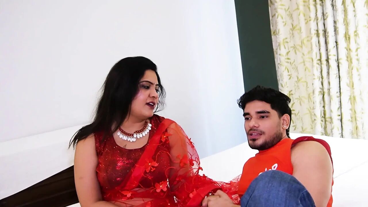 ALL HOSTEL FREIND TOGETHER CALL THEIR COMMON GIRL FREIND TO FUCKED HER, HARDCORE SEX