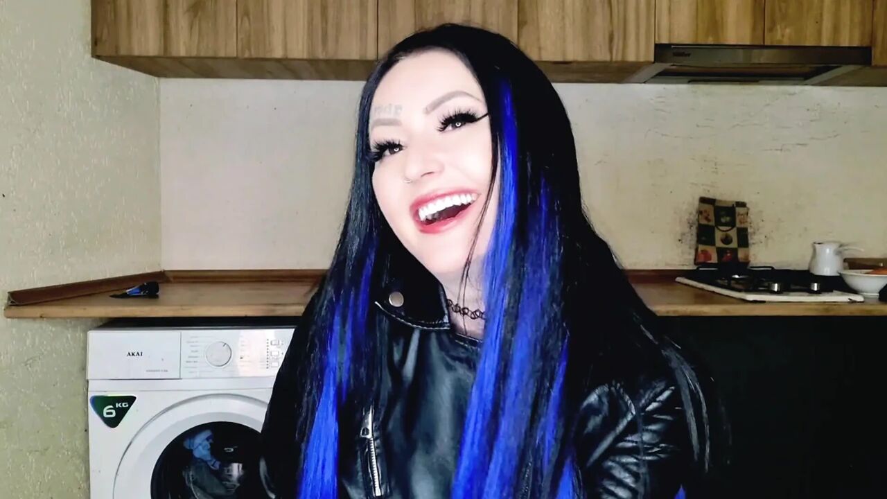 Mouth and face fucking with a strap-on. Today will be fun! Dominatrix Nika fucks her slave deep in the mouth, slapping his cheek