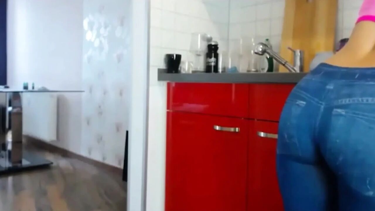 Sexy Maid Service