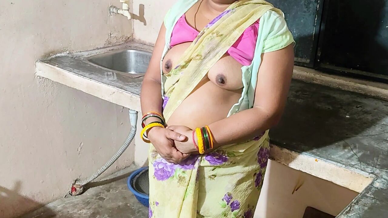 Indian housewife fuking neighbour boy's