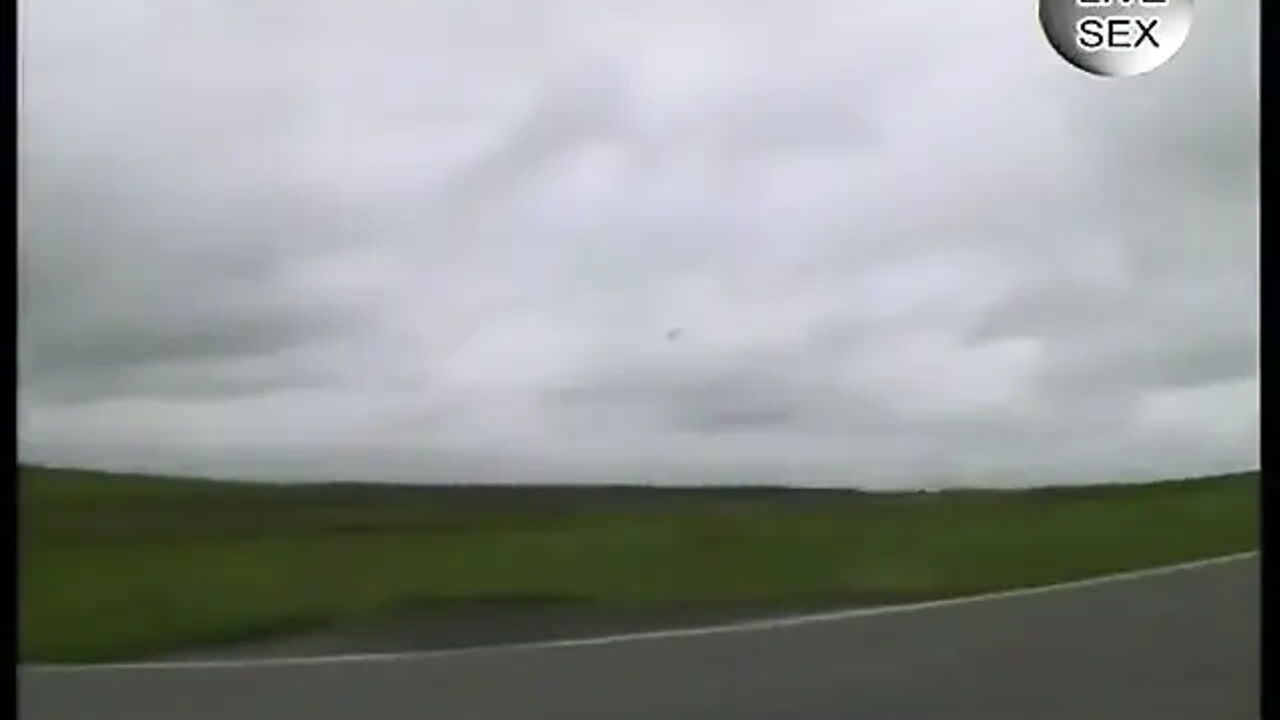 Blonde girl lets her boyfriend finger her in the car