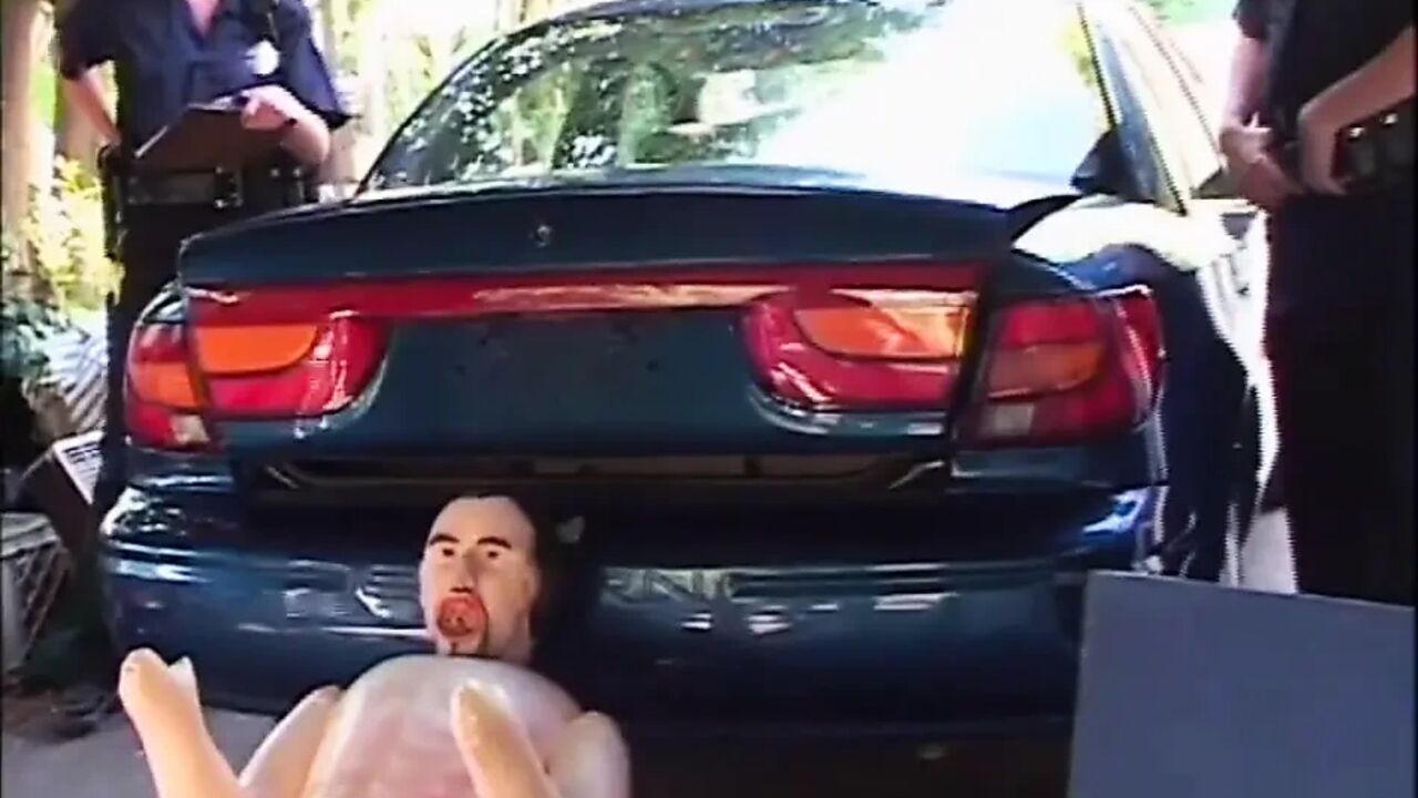 Cop Fucks a Brunette Outdoor Till She Squirts