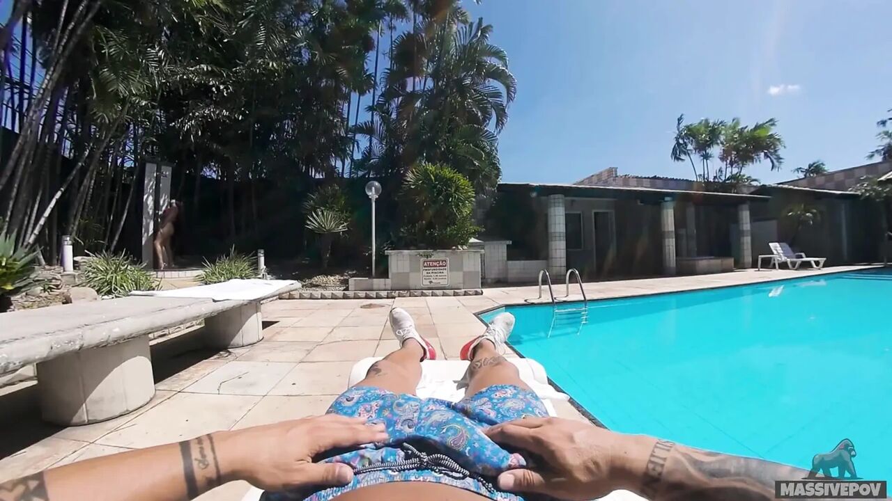 Curvy Latina