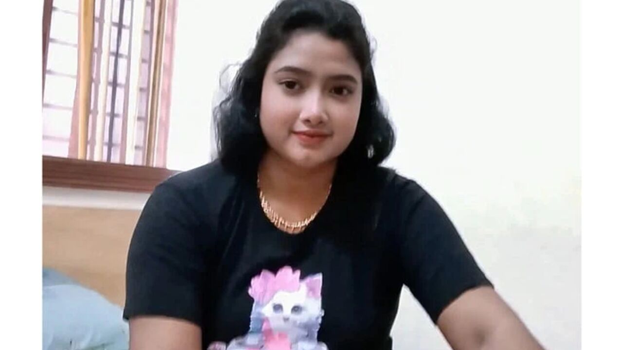Desi Cute Sexy Girl Fucking With Hard Big Dick