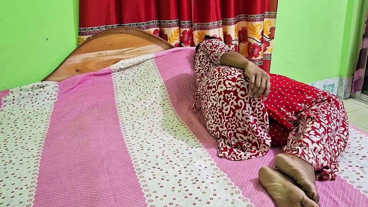 Desi Stepbrother holds stepsister's mouth, they have sex Indian Bhabhi Hardcore Sex