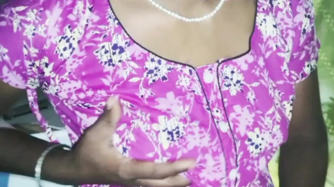 Tight Virgin Pussy (18+) Indian Mature Housewife fingering and masturbating for the first time in the village