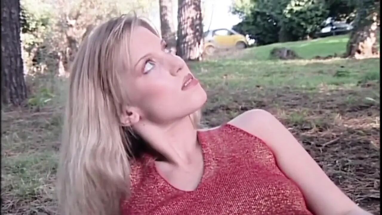 Outdoor Fuck with Beautiful MILF Cumshot in Mouth by a Big Cock
