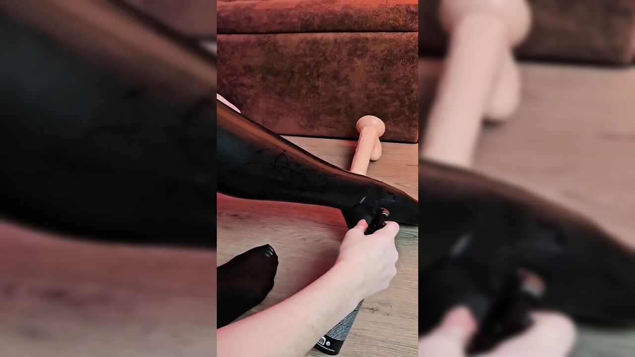 Latex Dildo Footjob