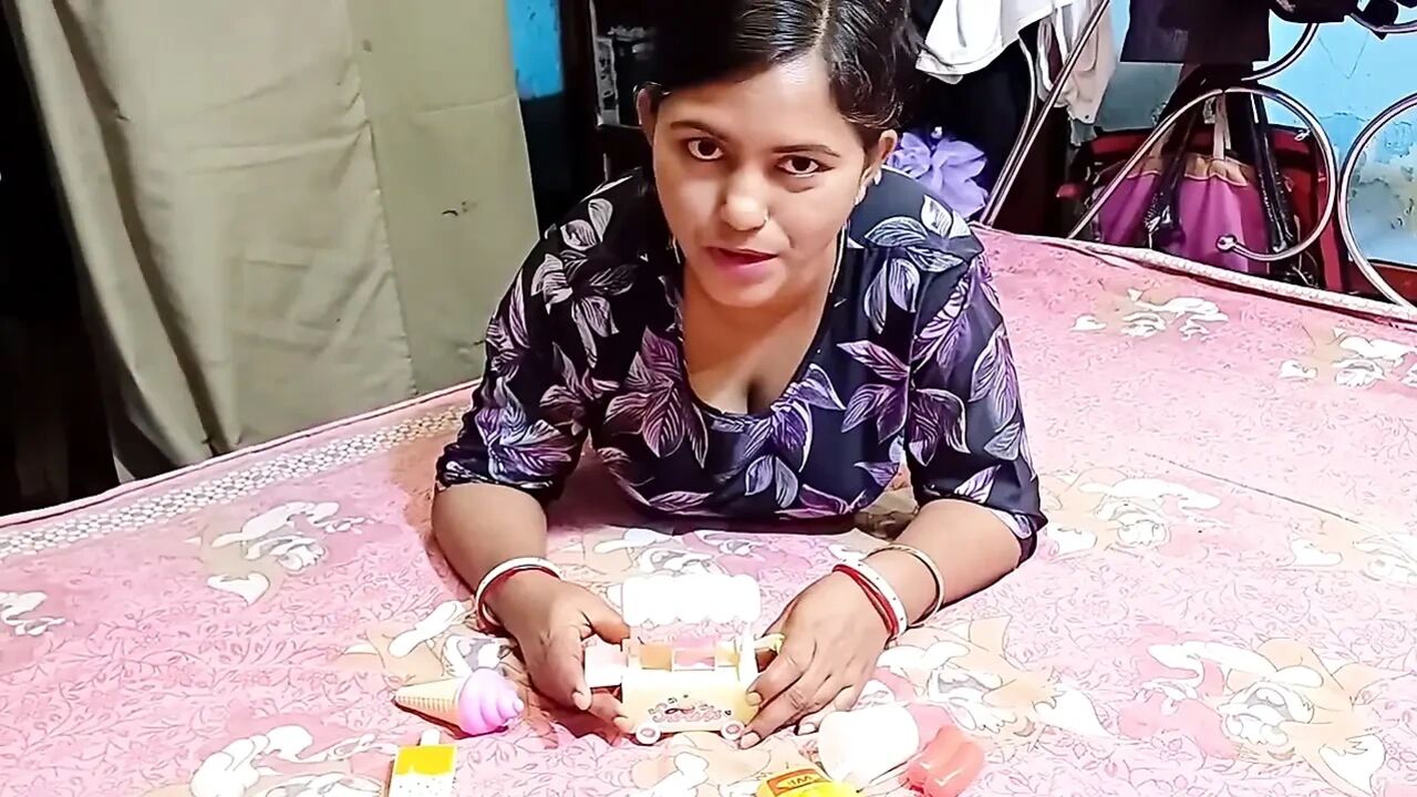 Indian village Sex video, indian girl big boob press by her step brother in outdoor village