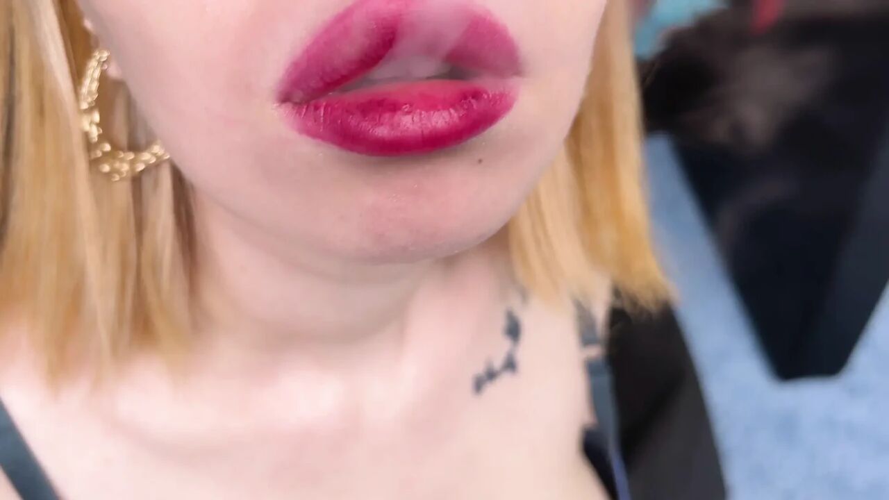Smoking Fetish.i Smoke,do You Like It