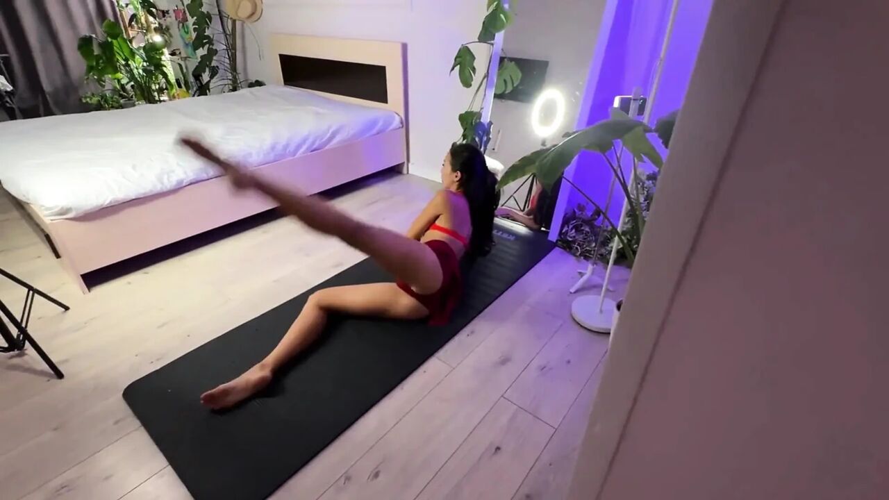 My Stepsister Was Doing Stretching. I Helped Stretch All Her Holes