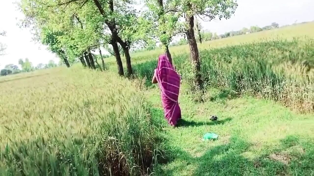 village bhabhi fucking hot video