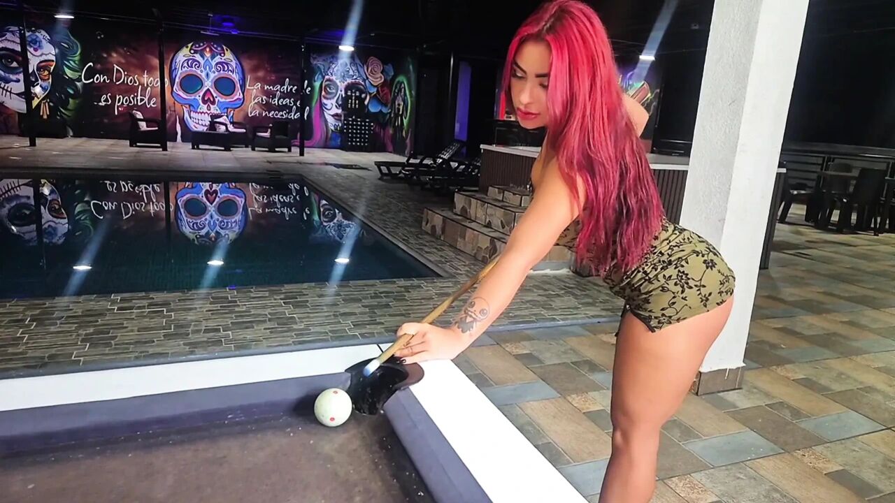 In a bar in Bucaramanga big ass married fucked mercilessly on the pool table – gets hot milk in her pussy