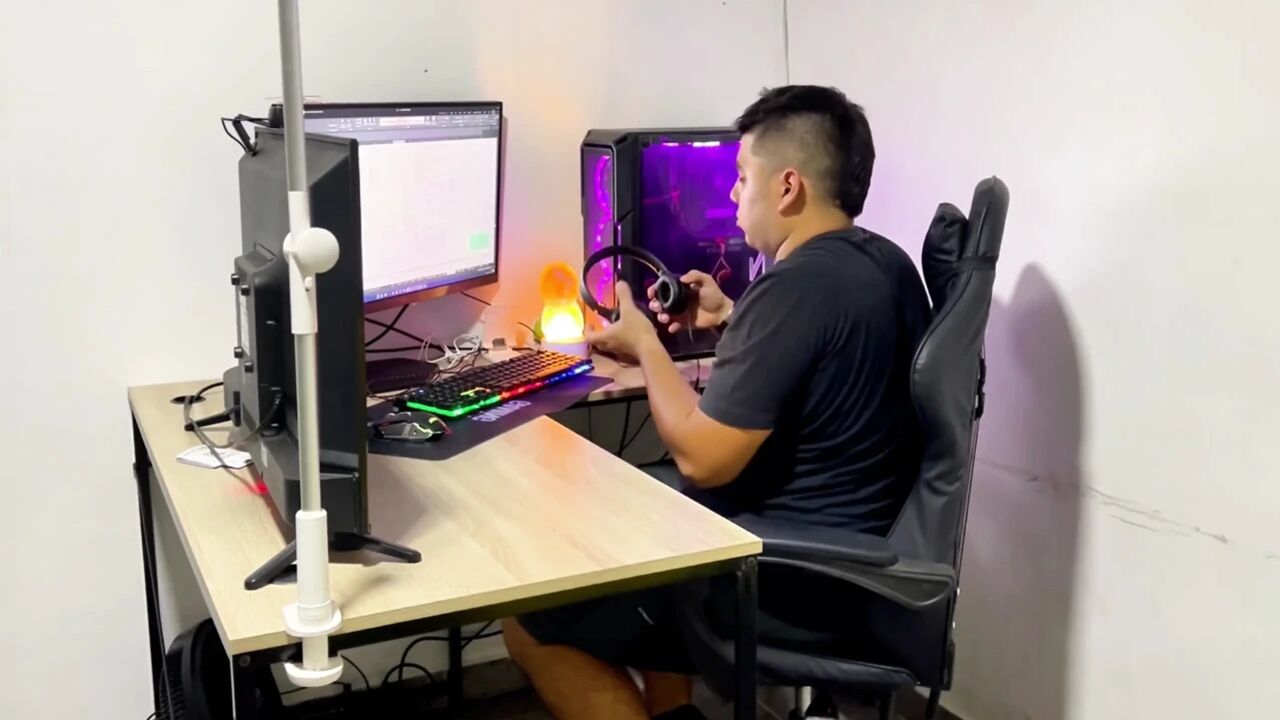 Wife Cheating on Husband at Work with Boss