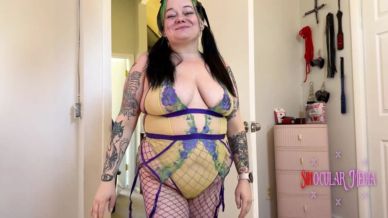 Busty Alt Girl Tasty Havoc gets Spanked and Fucked Before Messy Creampie