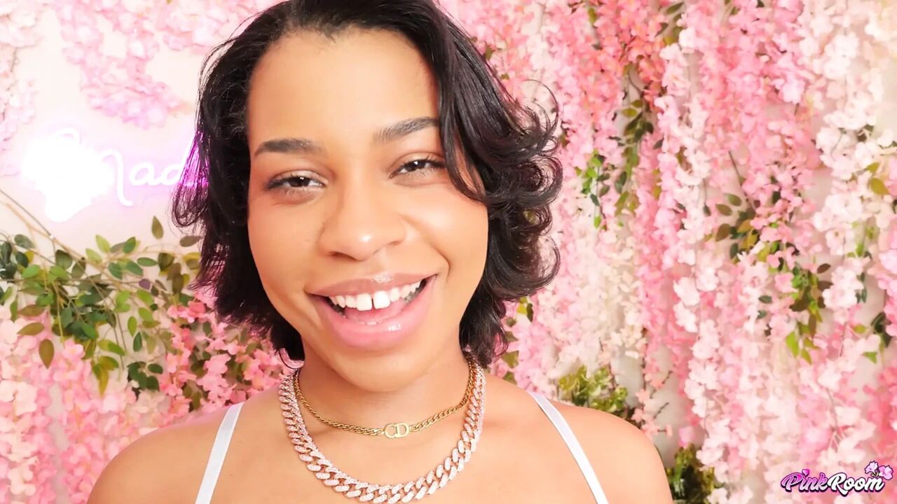 Pink Room Ep.28: Thick Cutie Cum Addict Ami Bue Gets Railed