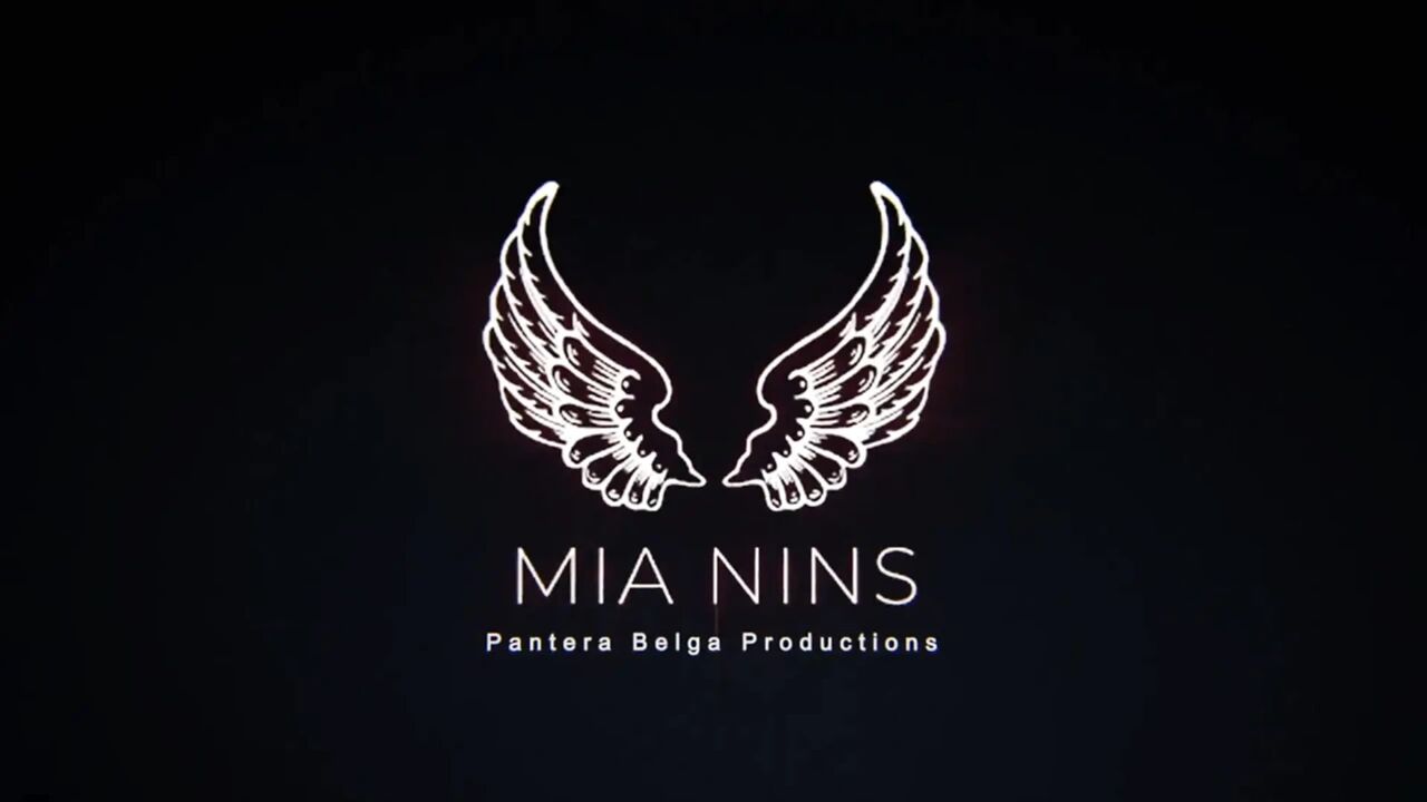 German Chris Liam Fucks Latina Mianins Hard