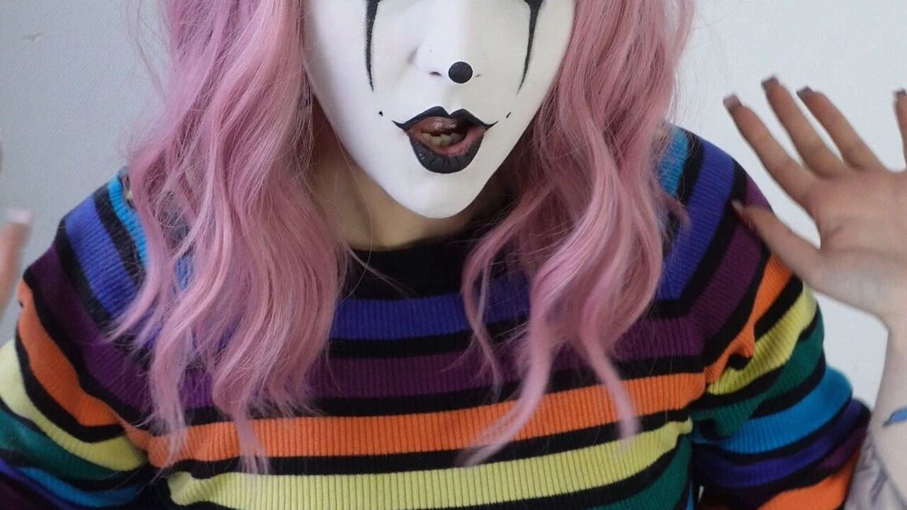 Cuckles Makeup