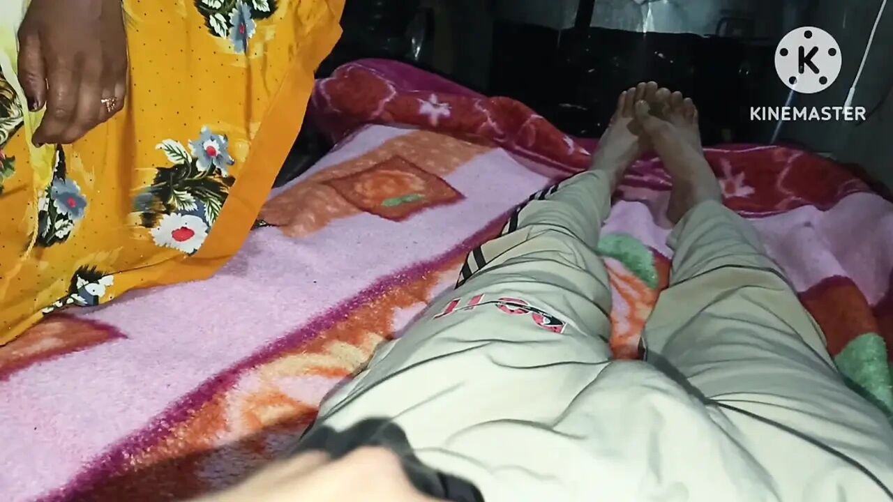 Sasur ne Bahu ki chut mein pani nikal di