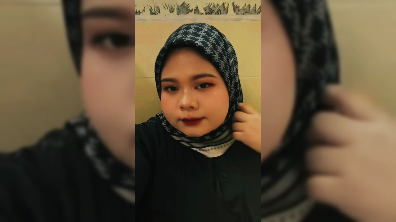 AJSXX99 - My beautiful Malaysian girl in a hijab is waiting for you to cum in the chat.