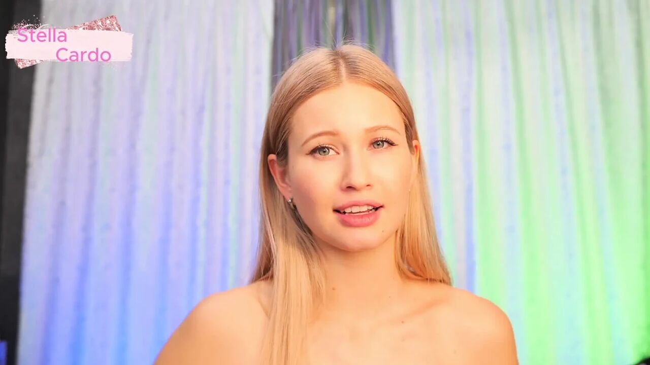 Stella Cardo and her boobs in close-up