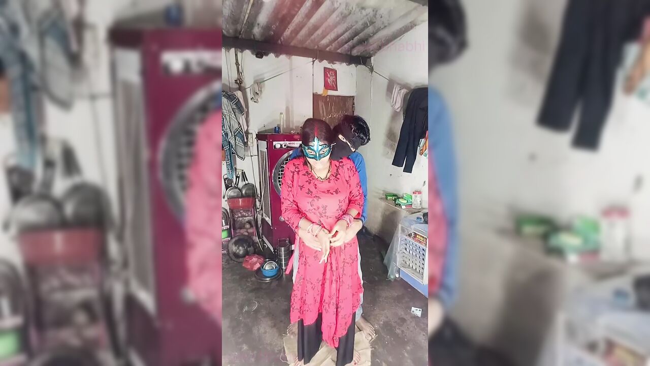 Beautiful stepsister's fun in hindi audio desi sexy video