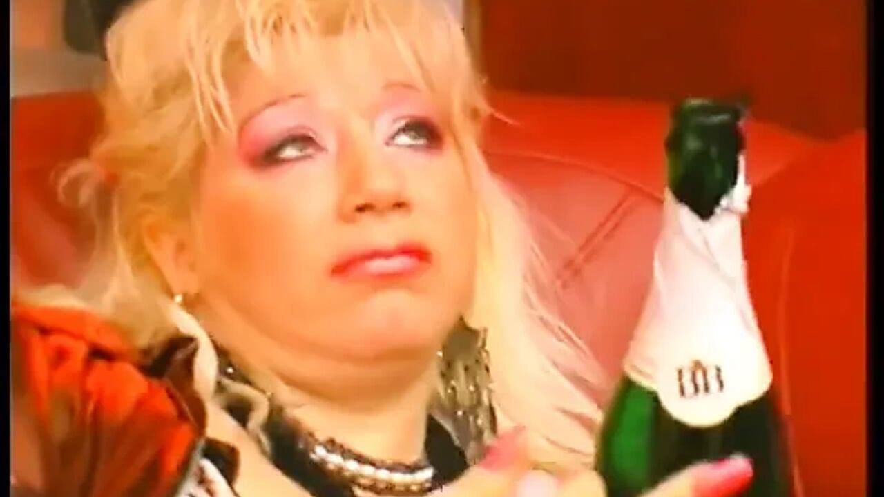 Clothed chubby mature slut drilling her holes with bottles and banana