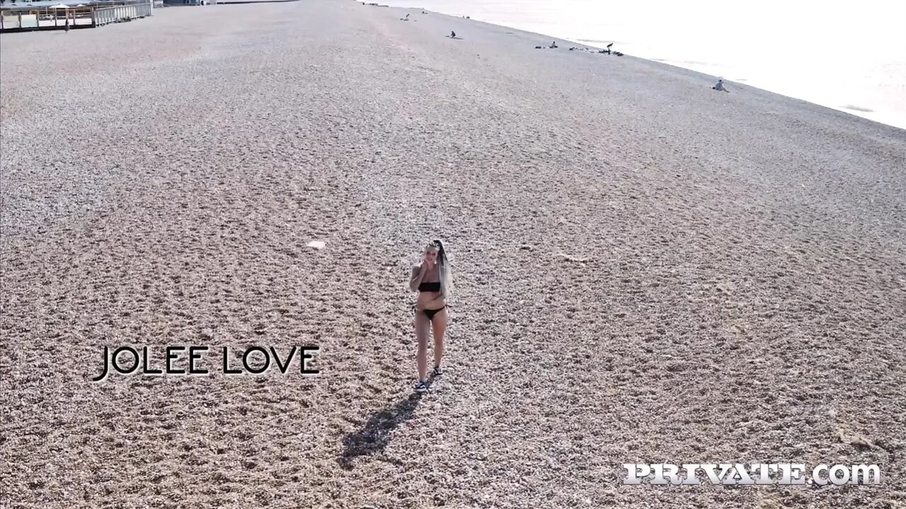 Jolee Love, armed with her big tits, sexy ass and ready to have an interracial threesome