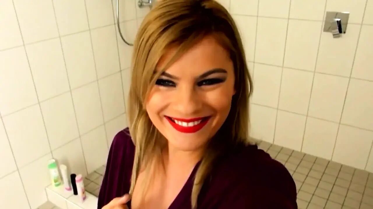 Cock Horny Blonde with Big Natural Tits Gets Cum in Her Mouth