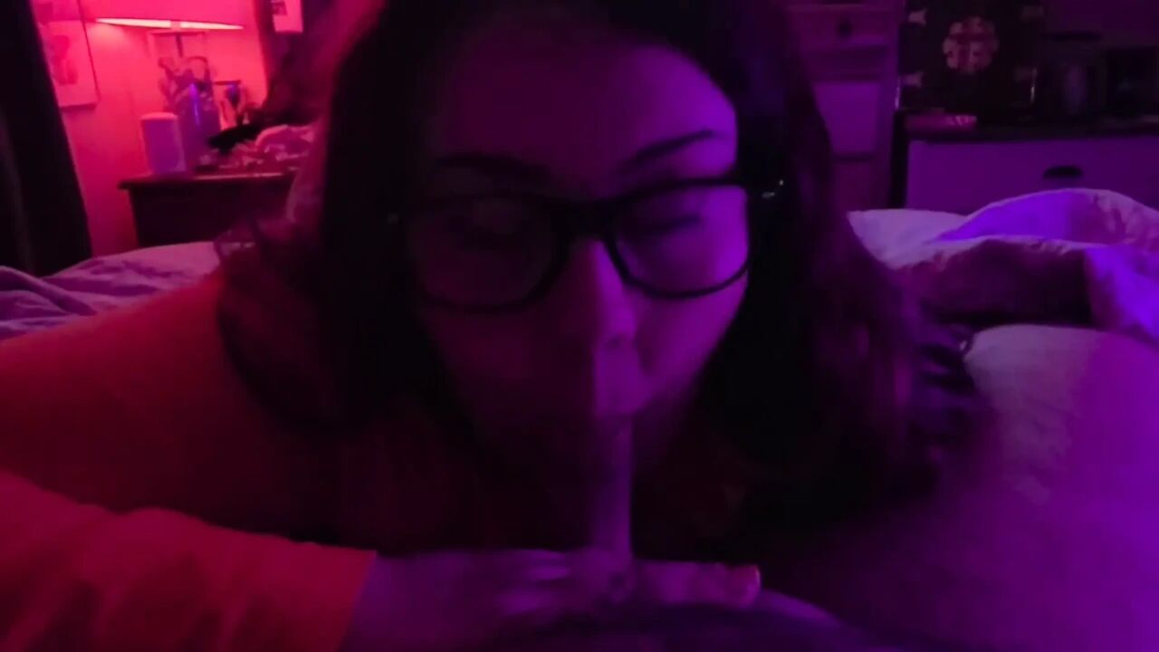 Sloppy Blowjob, Foot Job and Fucking? Jinkies!