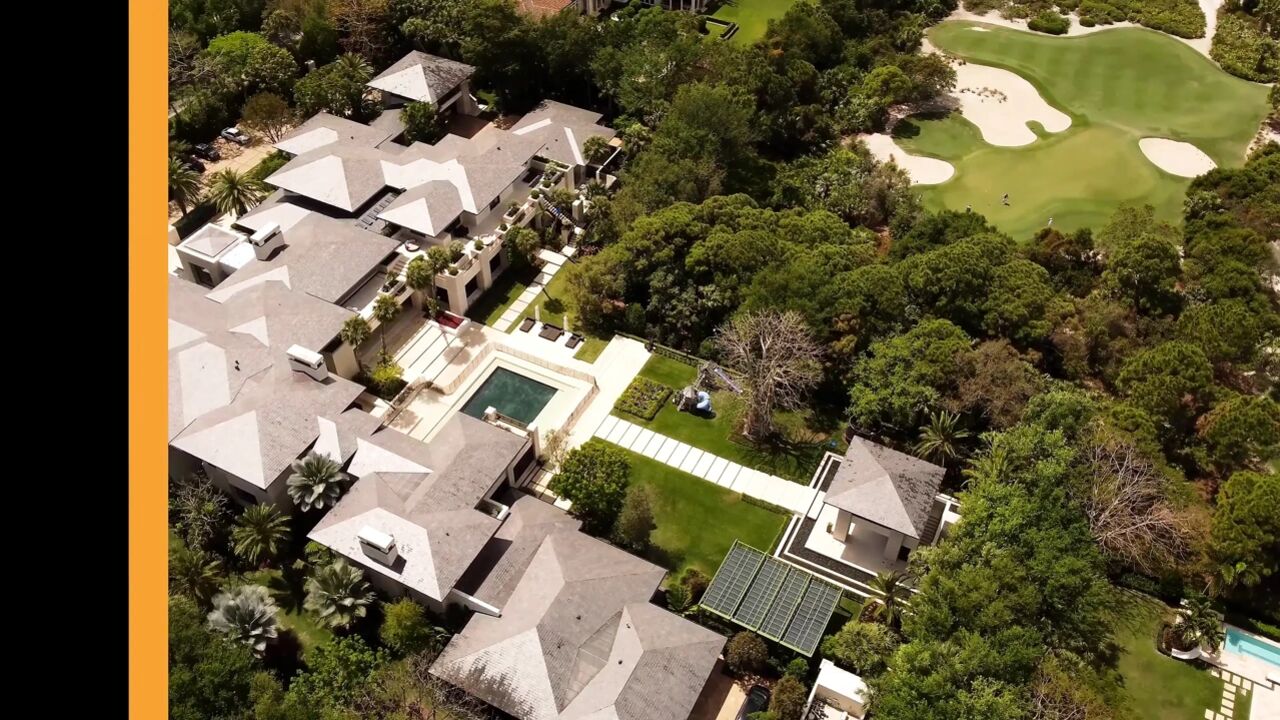 POV - Spit roasting horny lawyer babe Veronica Leal