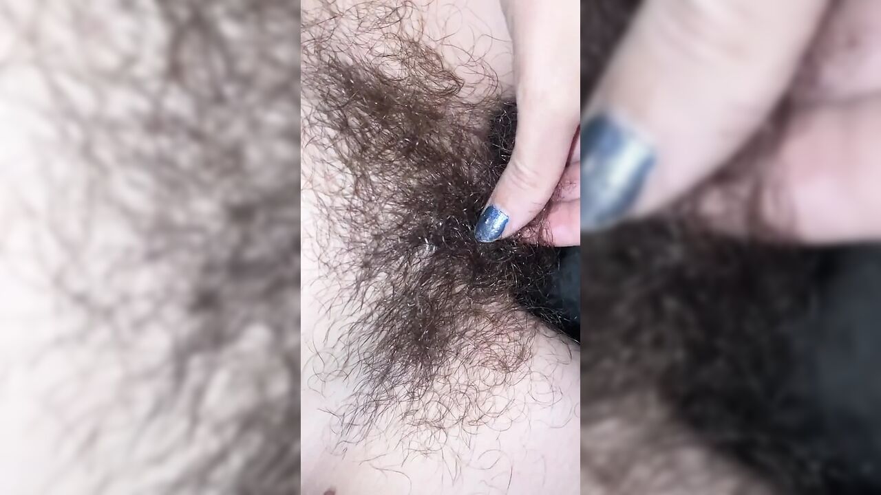 Hairy pussy closeup