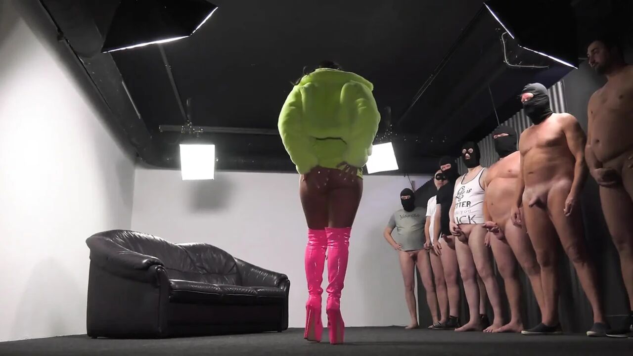 Amateur sex orgy party