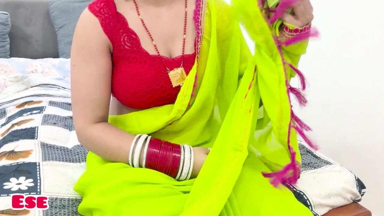 Fan Theek Karne Aaya Electrician aur Bhabhi Ki Chudai HOgyi....