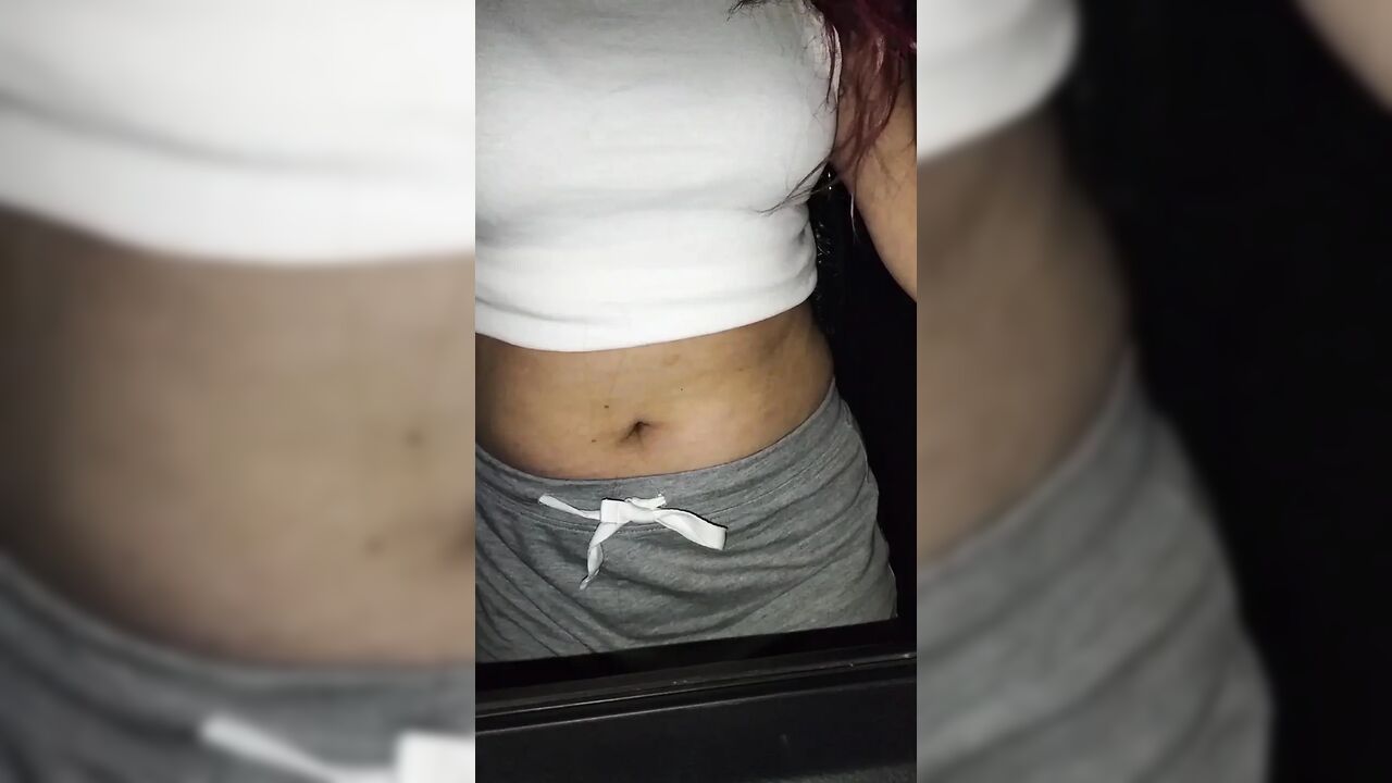 I film my friend getting sucked by a stranger
