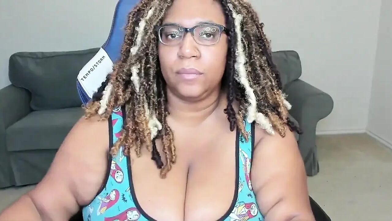 Sucking This Dildo on Webcam
