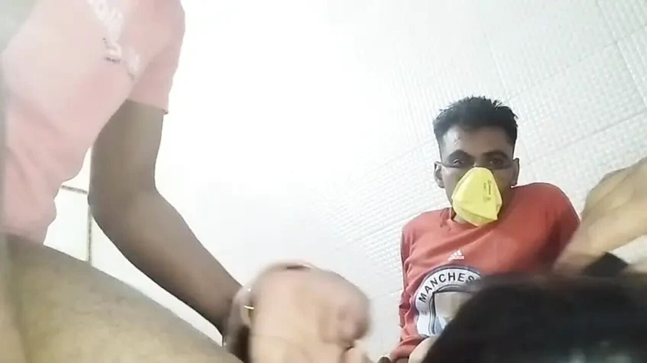 Mere pati ne apne dost ke sath milke threesom kiya