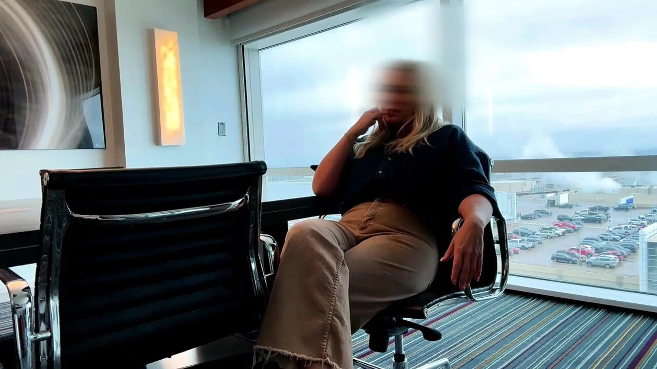 Fa Fiona Meets Passenger in His Boardroom